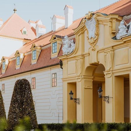 Zamecky Hotel Anton Florian Вальтице Екстер'єр фото