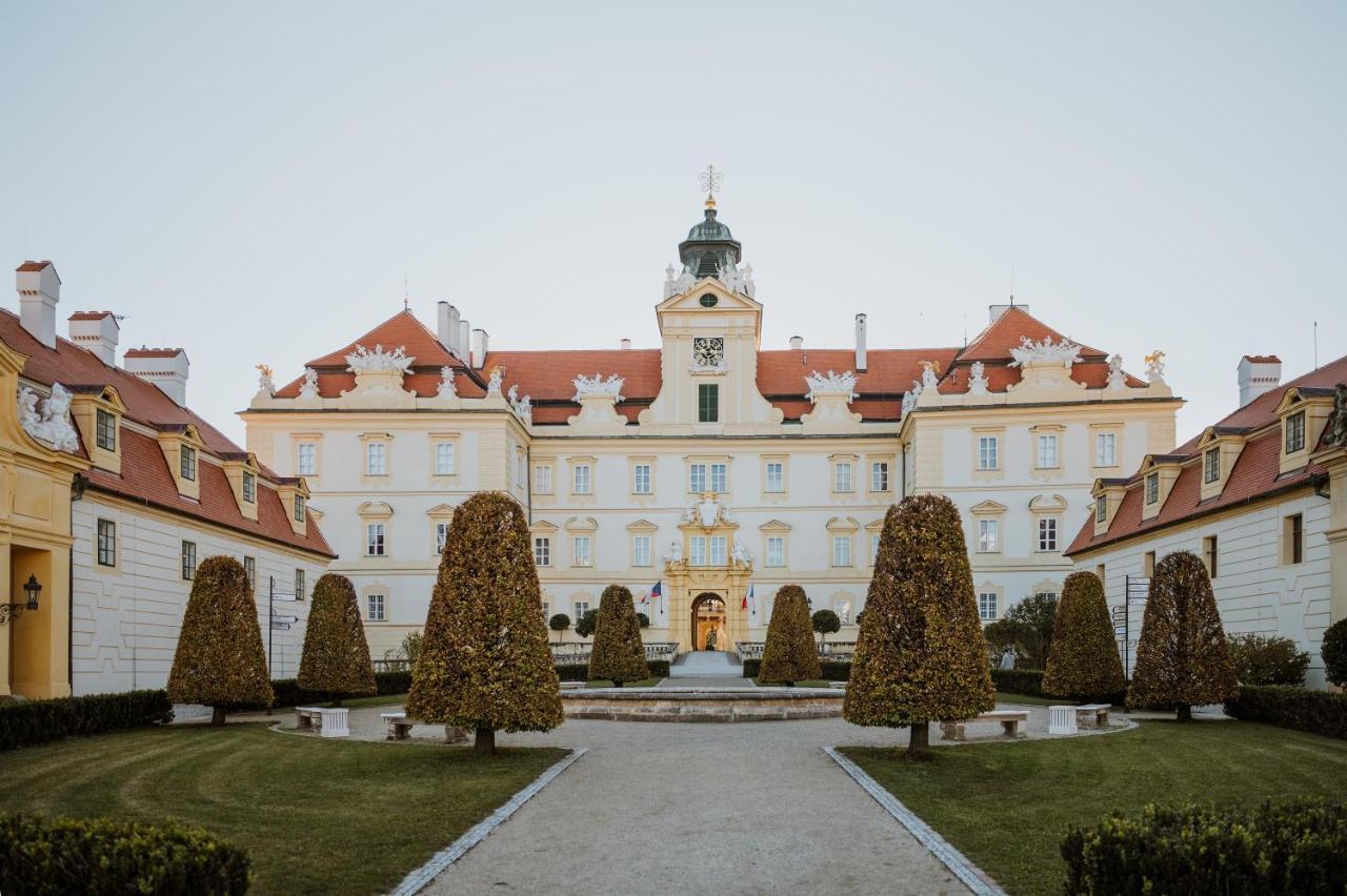 Zamecky Hotel Anton Florian Вальтице Екстер'єр фото